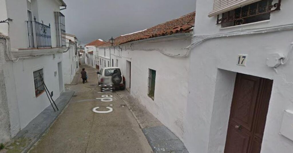 últimas noticias sobre el incendio mortal en cazalla: detalles del suceso, número de víctimas y reacciones de las autoridades. mantente informado con la cobertura más completa.