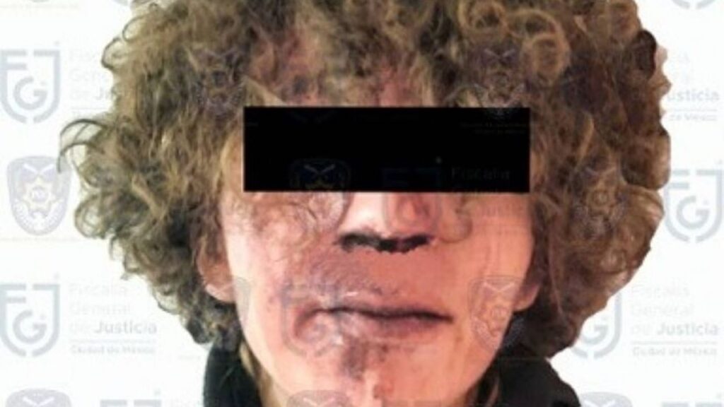 descubre el impactante caso de una joven que fue acusada de asesinar a su madre. exploramos los detalles, motivos y consecuencias de este trágico suceso familiar.