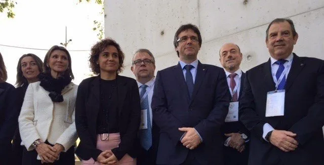 descubre cómo moreno deposita su confianza en sanz para liderar el diálogo en el ámbito de la sanidad, buscando acuerdos y mejoras en el sector.