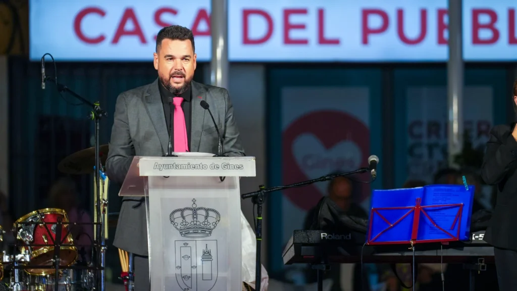 descubre los detalles sobre la implicación del alcalde de gines en el caso pineda, una investigación que ha generado gran repercusión en la localidad y que afecta la política local.