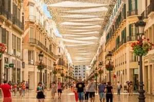 descubre cómo el crecimiento de sevilla está influyendo en la movilidad urbana, los desafíos que enfrenta la ciudad y las soluciones innovadoras para un transporte sostenible y eficiente.