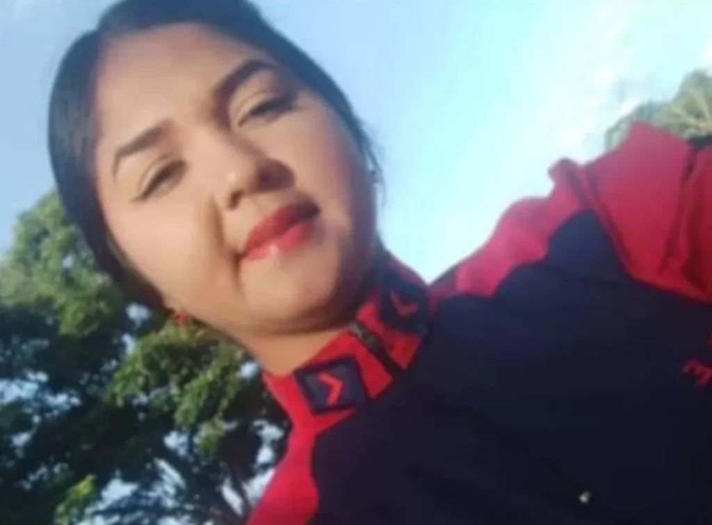 tres personas fueron hospitalizadas después de un incendio en morón. conoce los detalles del incidente y el estado de los afectados.