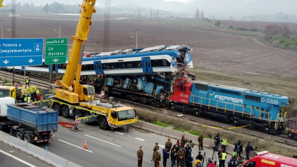 trágico accidente fatal de un joven maquinista en barcelona. detalles y actualizaciones sobre este lamentable suceso.