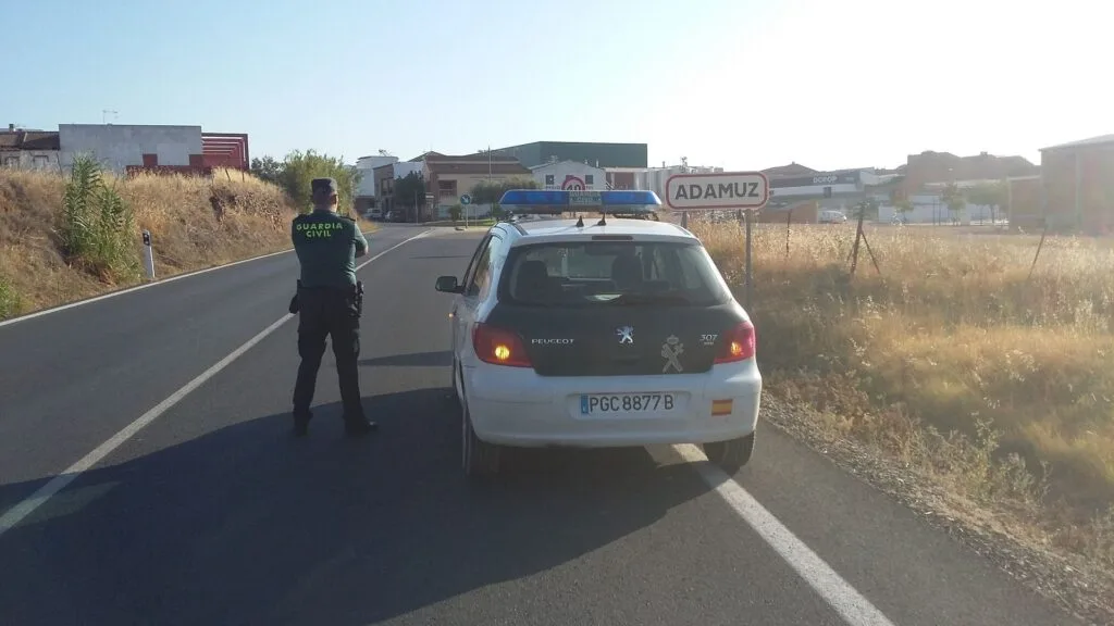 denuncias por desapariciones tras un accidente en adamuz: información actualizada sobre los eventos y las investigaciones en curso.