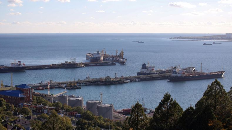 eeuu intercepta un petrolero ruso y un carguero en el atlántico y caribe, aumentando tensiones internacionales y controles marítimos en la región.
