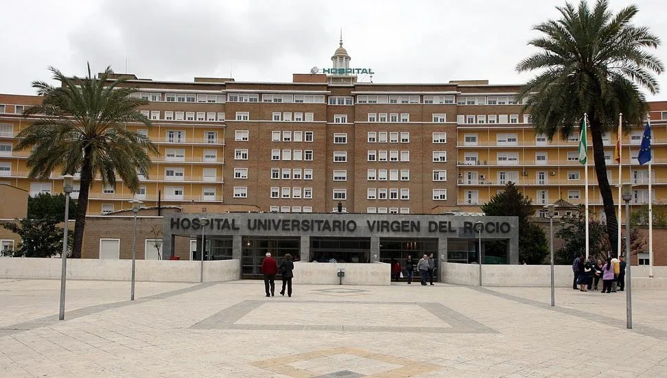 el hospital virgen del rocío enfrenta una interrupción temporal en el suministro de agua. infórmate aquí sobre las medidas adoptadas y las alternativas disponibles para pacientes y visitantes.