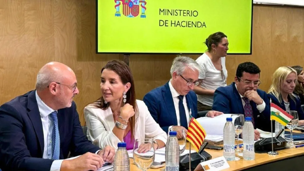 montero revelará el nuevo modelo de financiación autonómica que busca mejorar la distribución de recursos entre las comunidades.