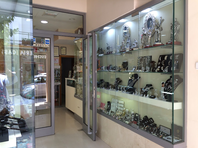 descubre las nuevas joyas de sevilla, piezas únicas que combinan tradición y modernidad para realzar tu estilo con elegancia y autenticidad.