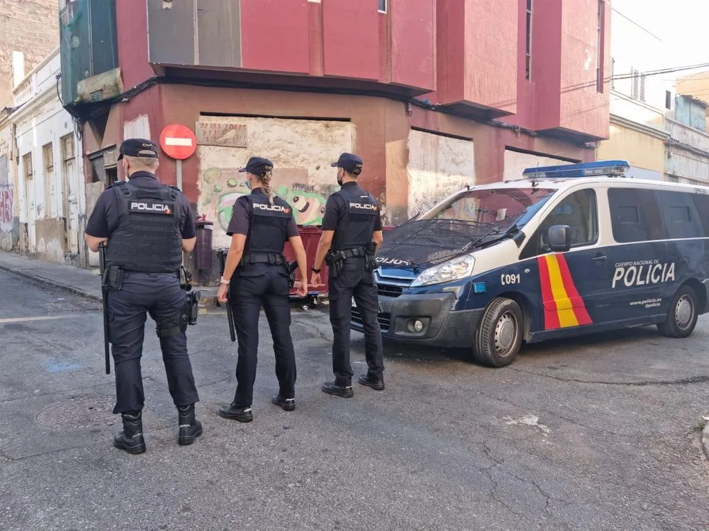 descubre los secretos y desafíos de la operación sombra negra, una misión llena de acción y misterio que no te puedes perder.